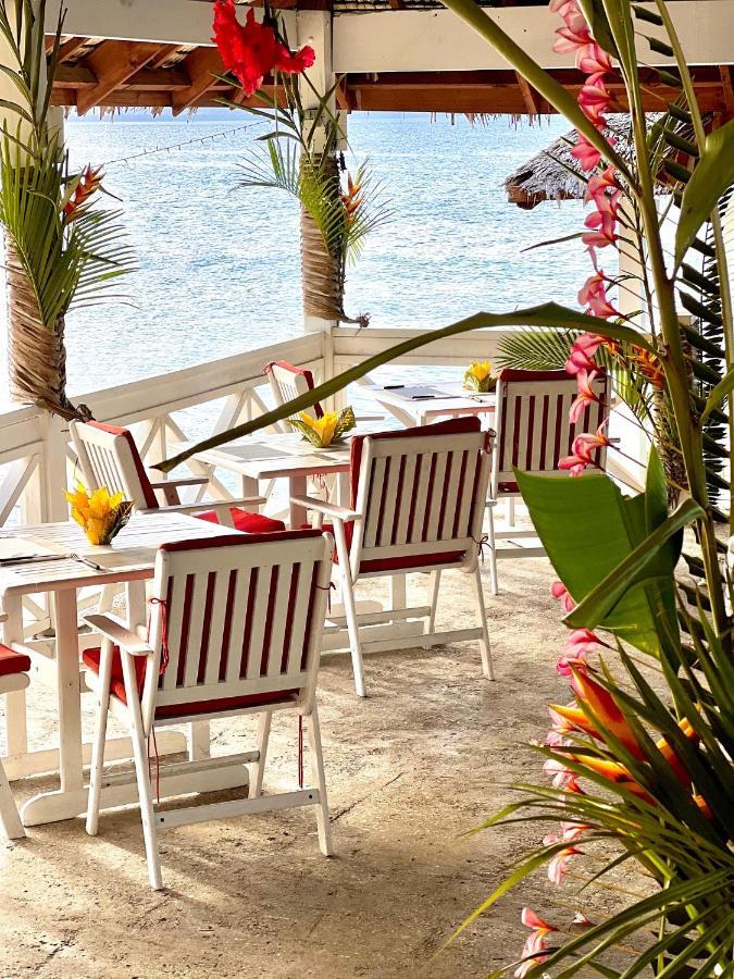 Coco Beach Resort Порт Вила Екстериор снимка